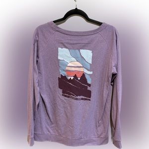 Patagonia Responsibili-tee Women’s Medium, Purple